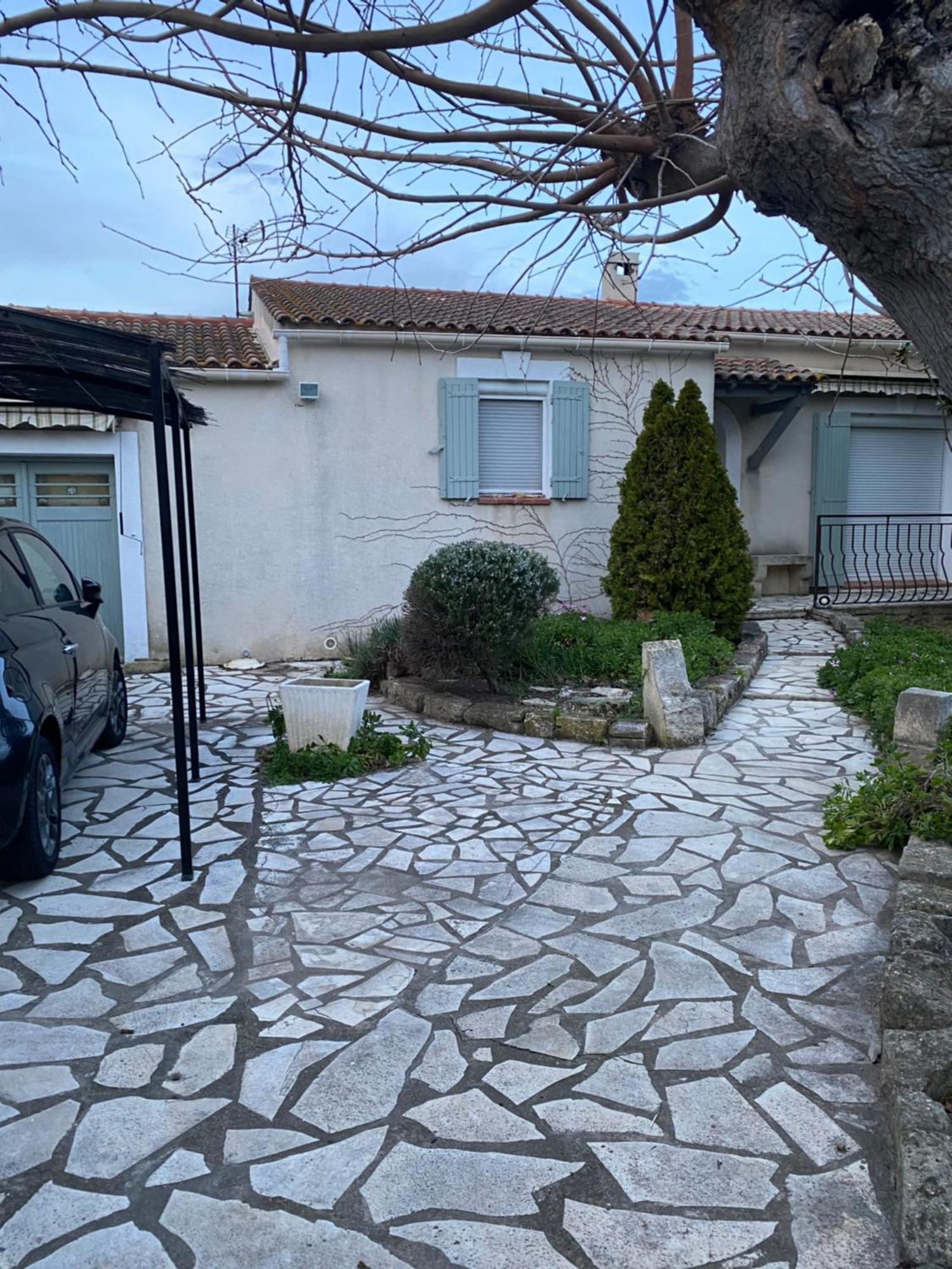 Maison Dans Village Calme Arles Zewnętrze zdjęcie